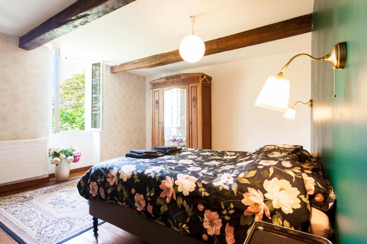 B&B Aux Petits Lardons Trie-sur-Baise Exterior foto